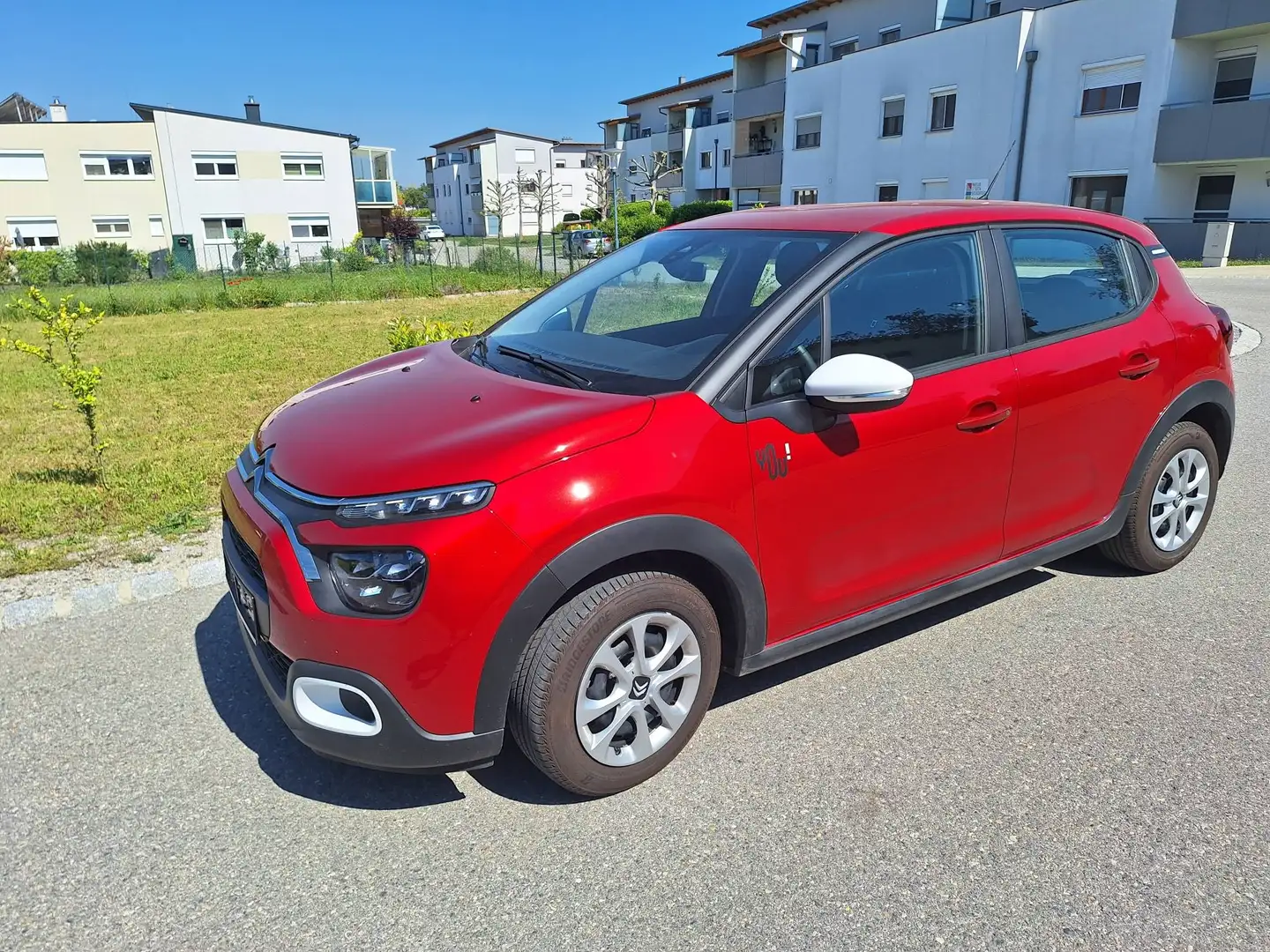 Citroen C3 C3 PureTech 83 S Rot - 1