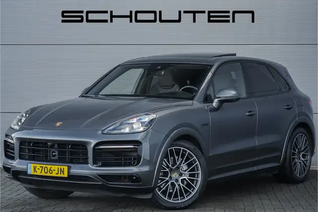 Porsche Cayenne 3.0 E-Hybrid Sport Design & Chrono Pano 360° Bose