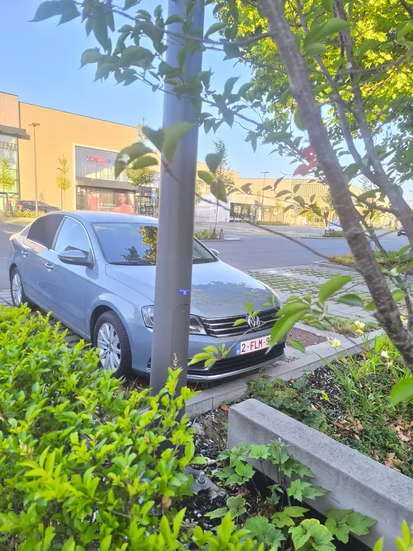 Volkswagen Passat 1.6 TDI 105 CR FAP BlueMotion Technology Carat - 1