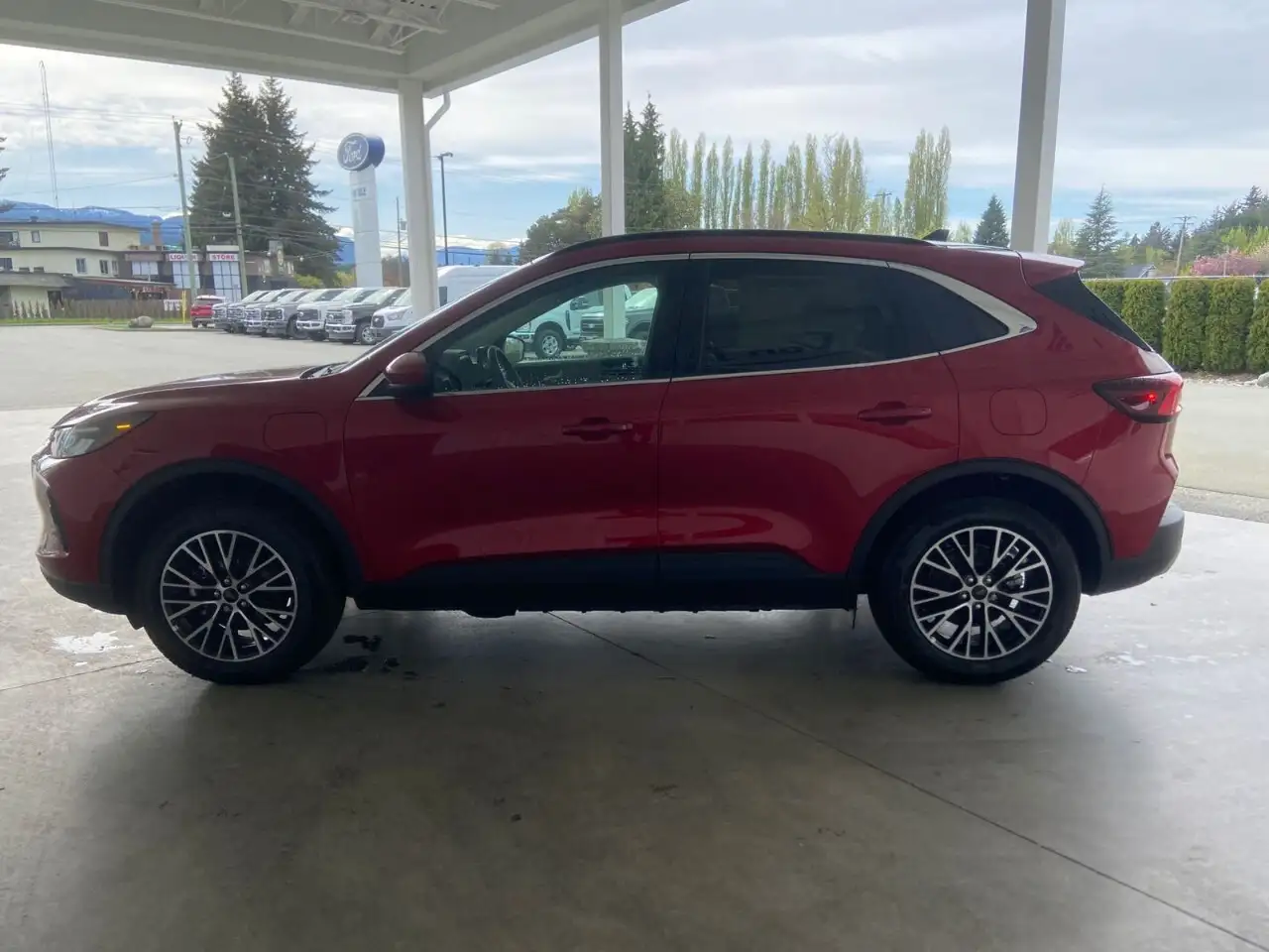 Ford Escape снимка Ford Escape