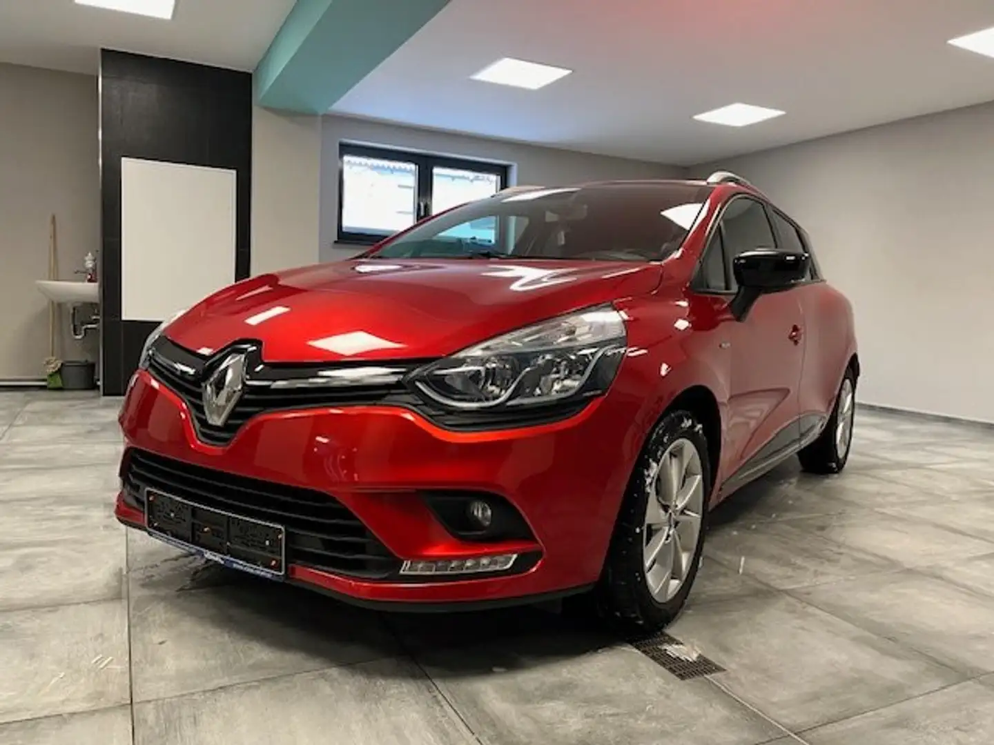 Renault Clio Limited Rood - 2