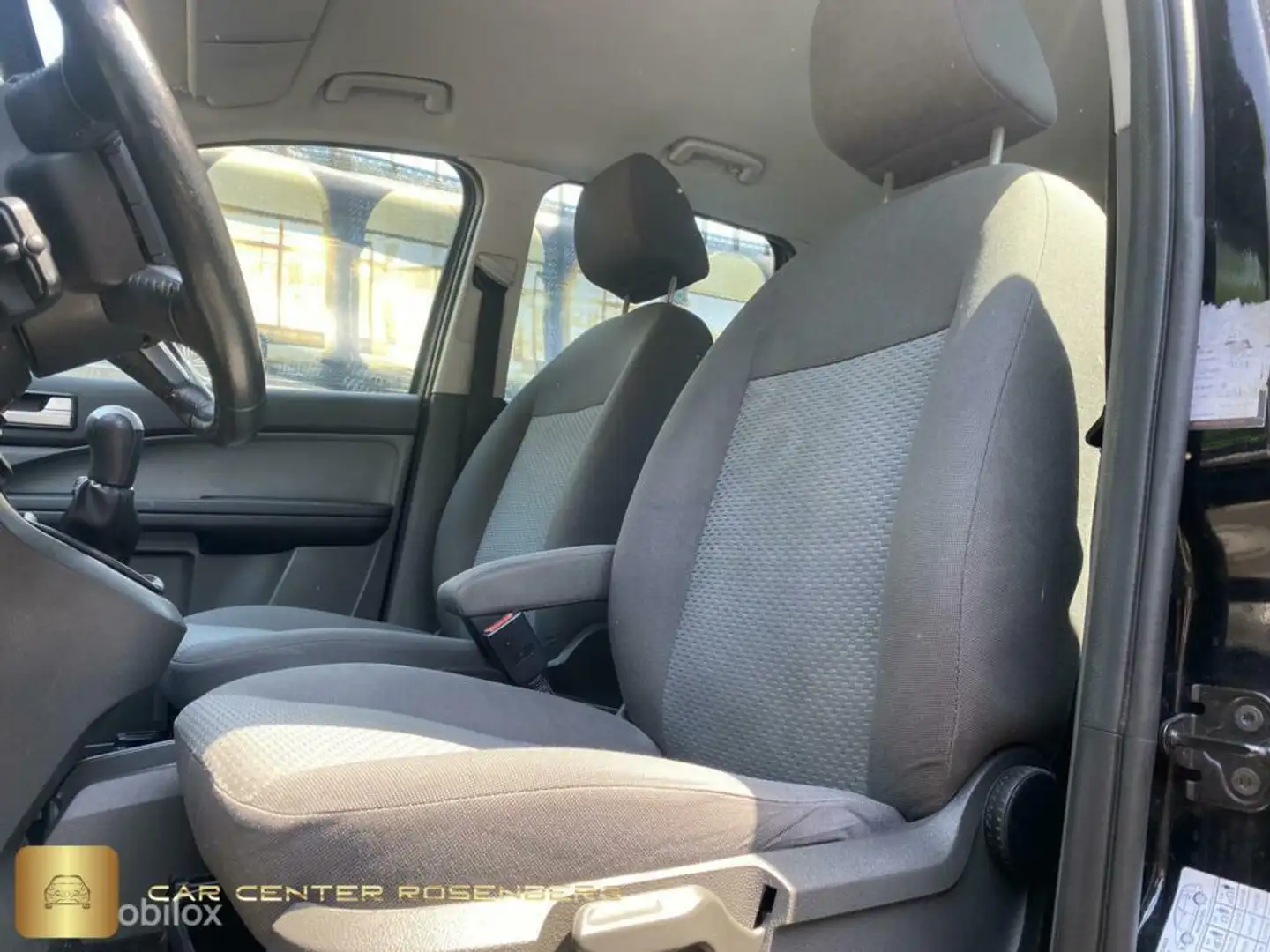 Ford Focus C-Max 1.8-16V Futura AIRCO CRUISE TREKHAAK Zwart - 2