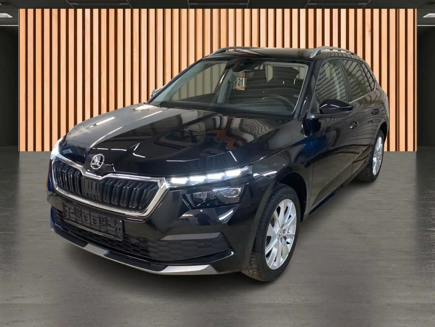 Skoda Kamiq 1.0 TSI DSG Ambition*Navi*Kamera*Voll LED* crna - 2