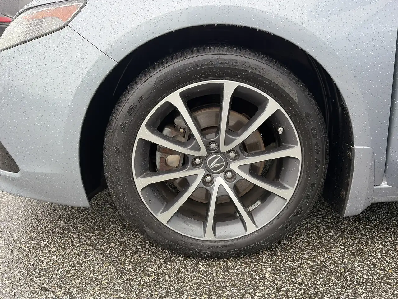 Acura TLX photo Acura TLX