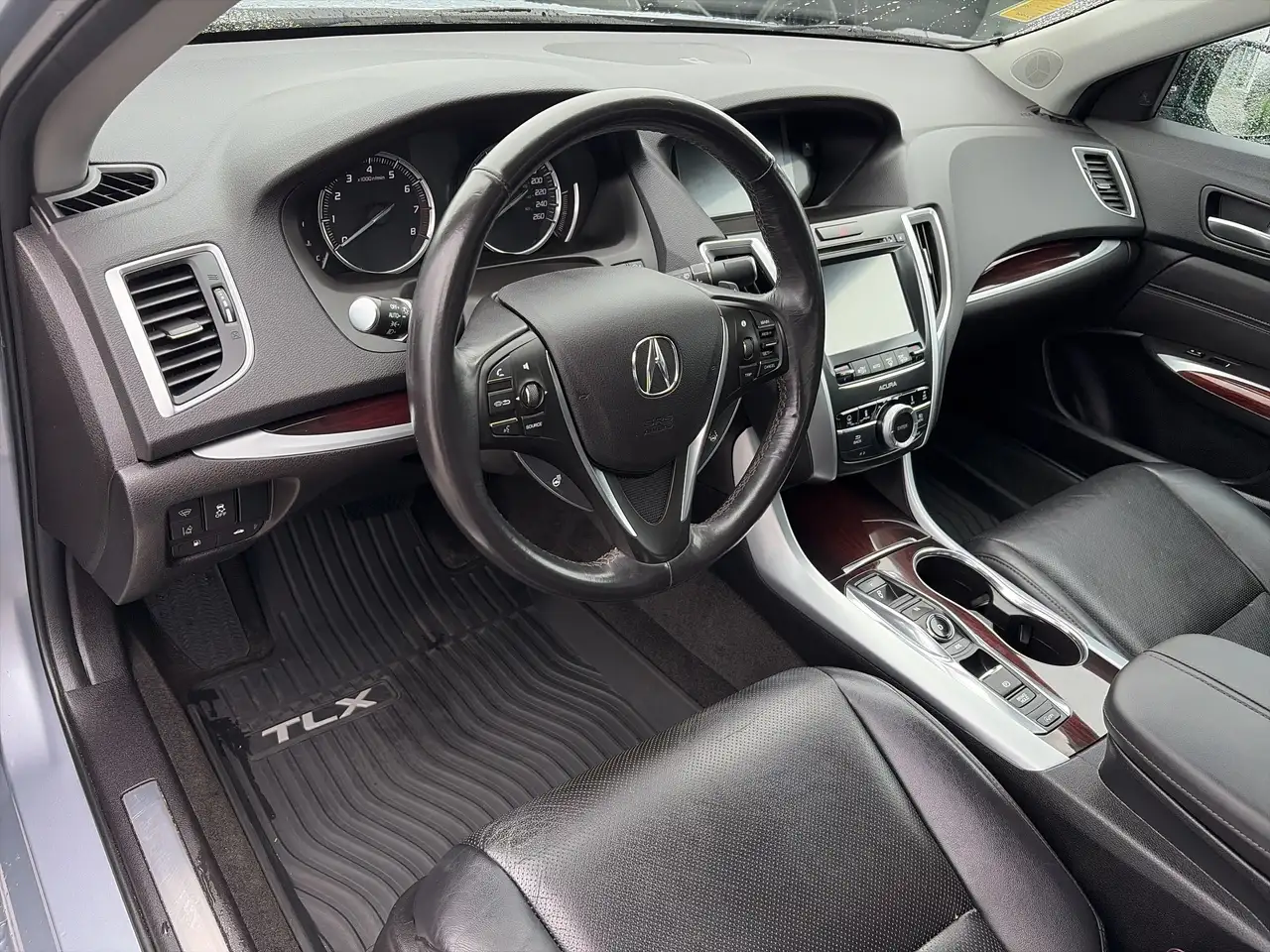 Acura TLX photo Acura TLX