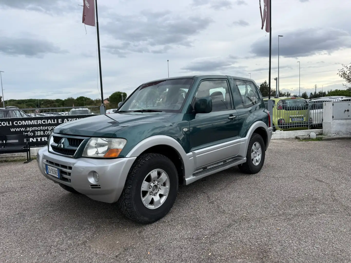 Mitsubishi Pajero 3.2 16V DI-D 3p. A/T Intense GANCIO TRAINO - 2