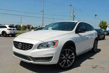 T5 AWD, CUIR, MAGS, TOIT OUVRANT, BLUETOOTH, A/C