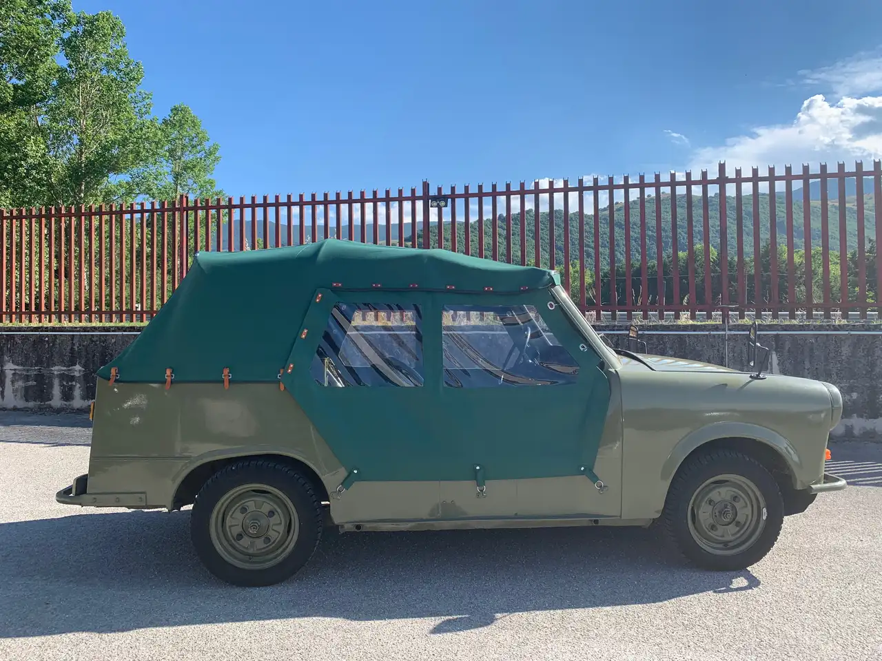 Trabant P601 Kubewagen esercito DDR, foto 4