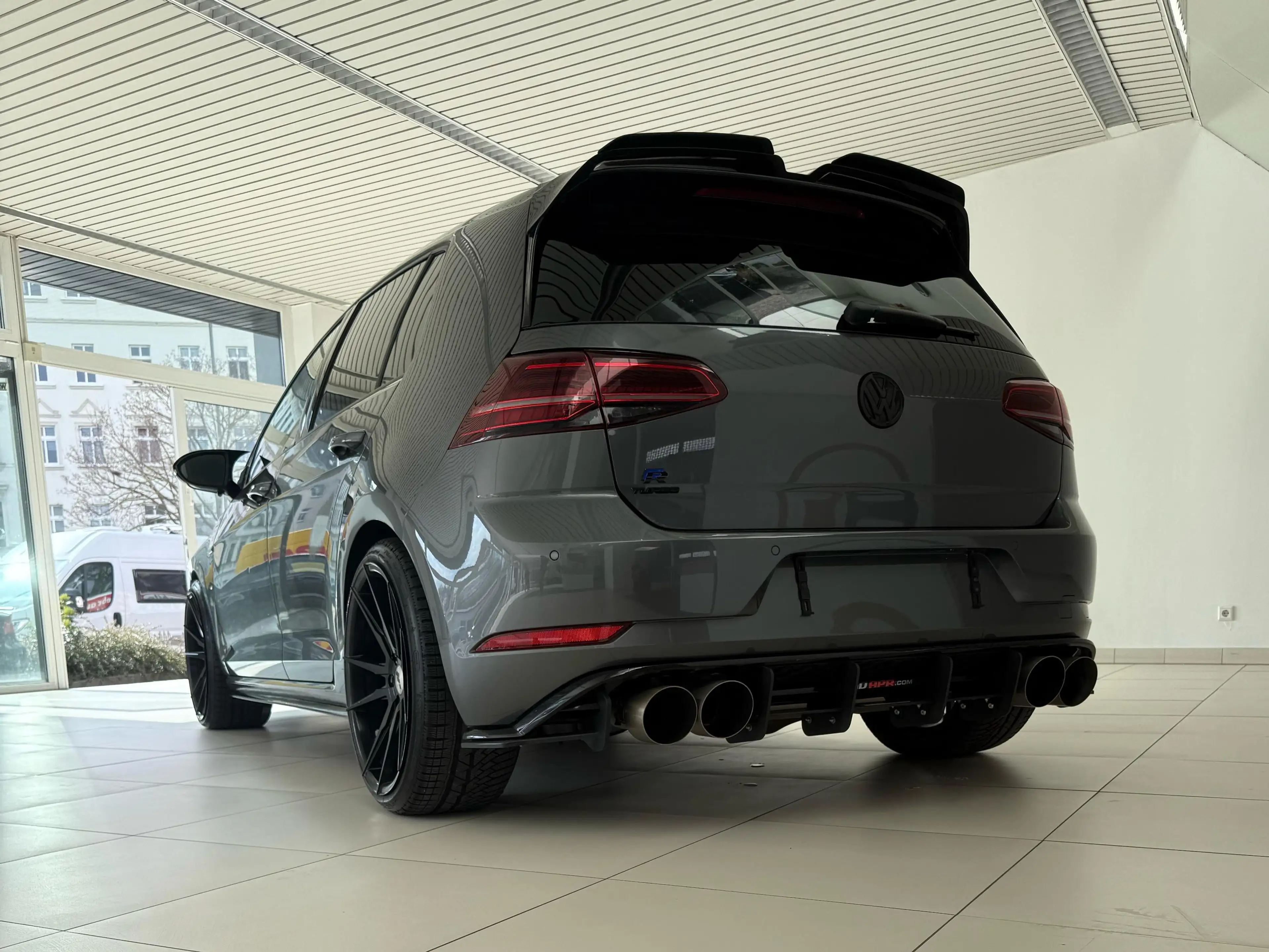 Volkswagen Golf R R BMT/Start-Stopp 4Motion — photo 7