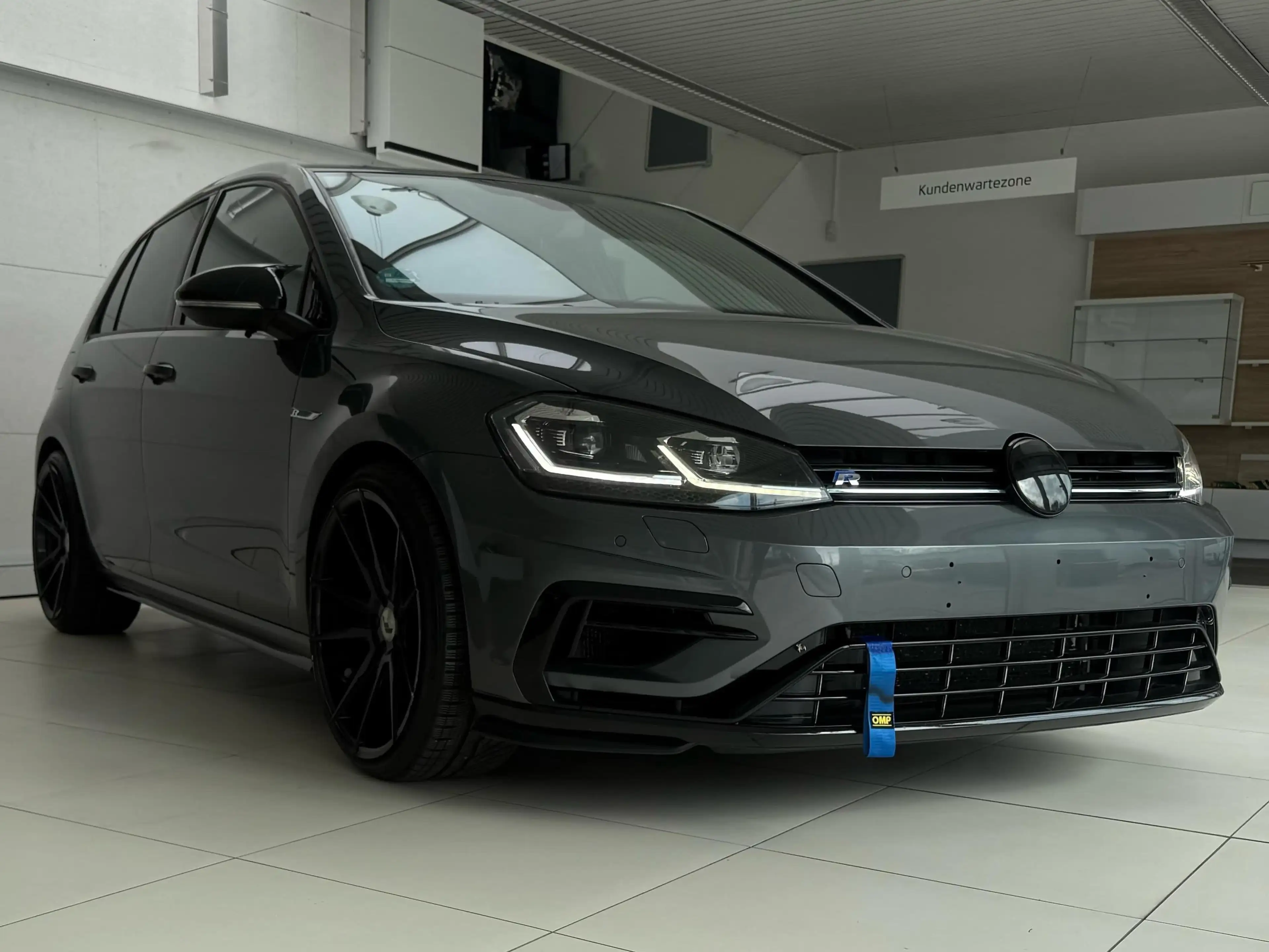 Volkswagen Golf R R BMT/Start-Stopp 4Motion — photo 10