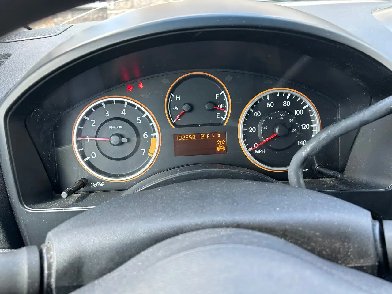 Nissan Titan снимка Nissan Titan