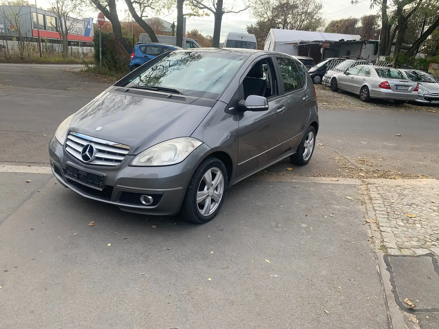 Mercedes-Benz A 170 A170+1Hand Automatik+TÜV Neu+1 Jahr Garantie Grau - 1