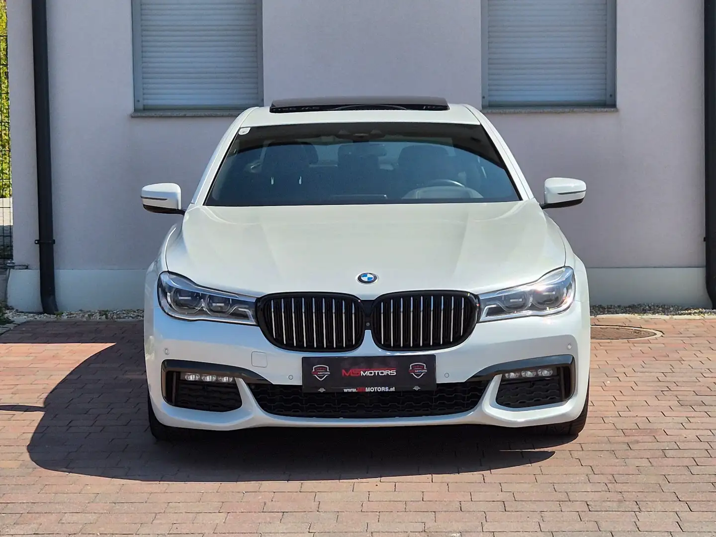 BMW 730 d xDrive M PAKET*HEAD UP*GLASSCHIEBEDACH*KREDIT Weiß - 2