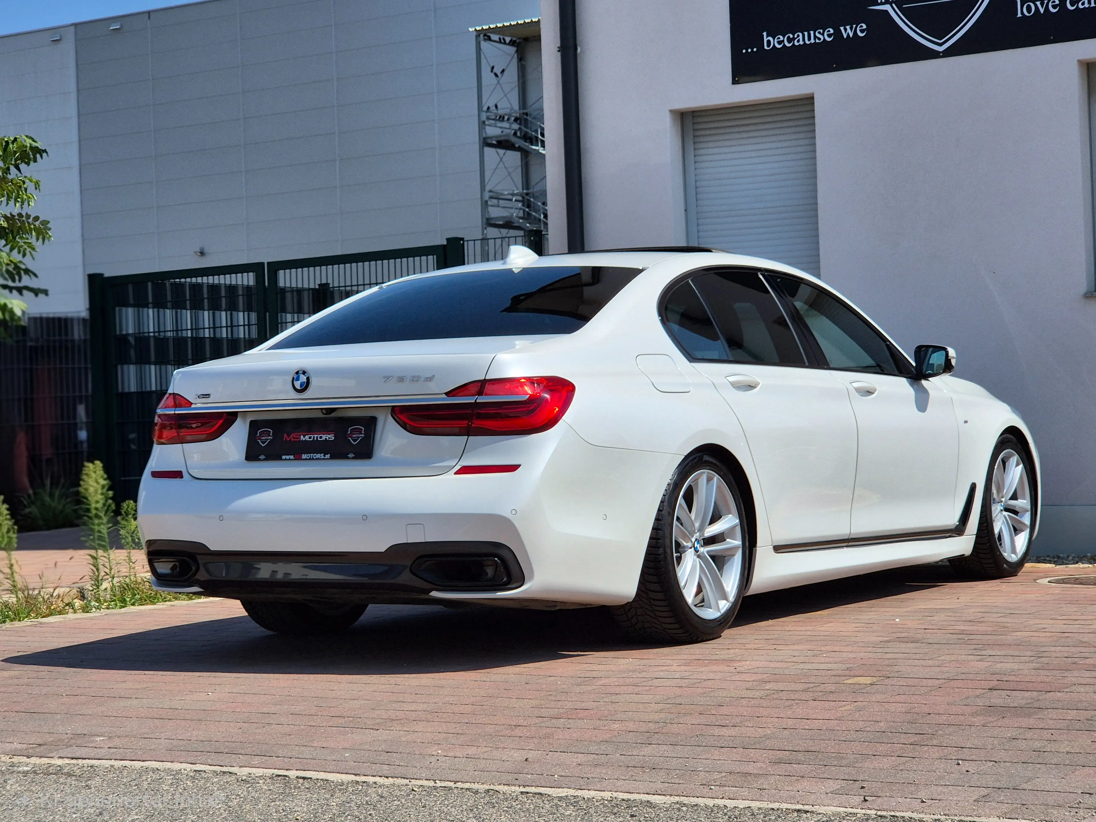 BMW 730 d xDrive M PAKET*HEAD UP*GLASSCHIEBEDACH*KREDIT — photo 7