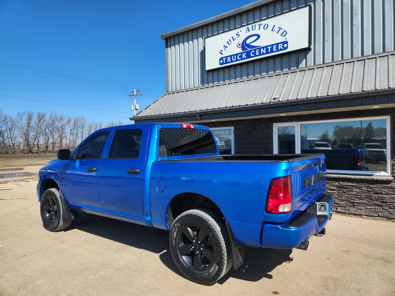 RAM 1500 снимка RAM 1500