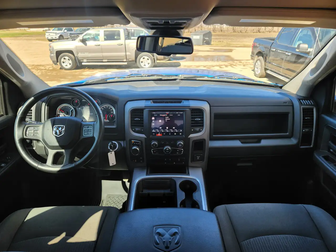 RAM 1500 снимка RAM 1500