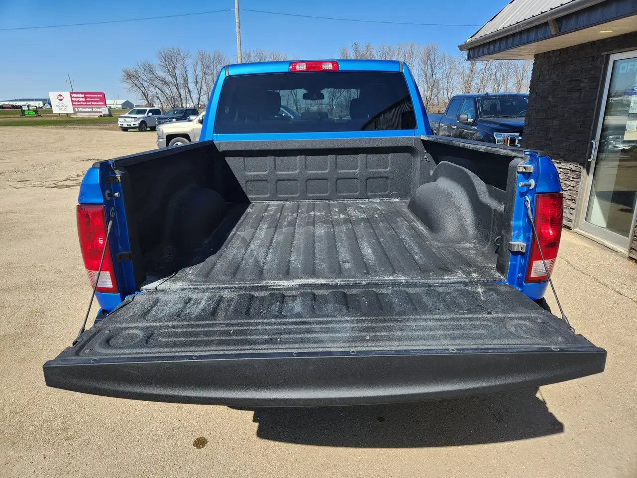 RAM 1500 снимка RAM 1500