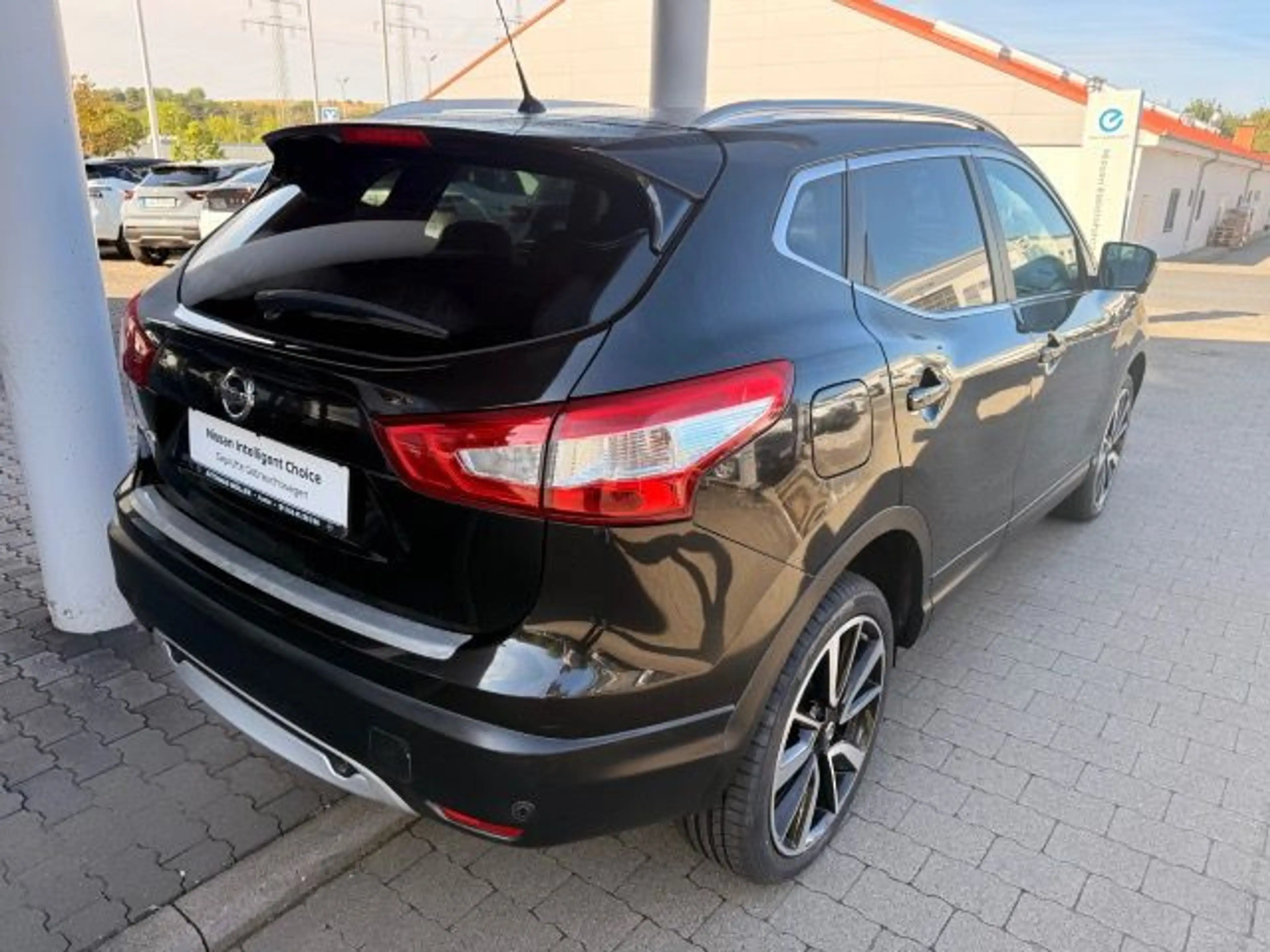 Nissan Qashqai QASHQAI Tekna 1.6dCi 4x4 NAVI 360°Kamera AHK — photo 4