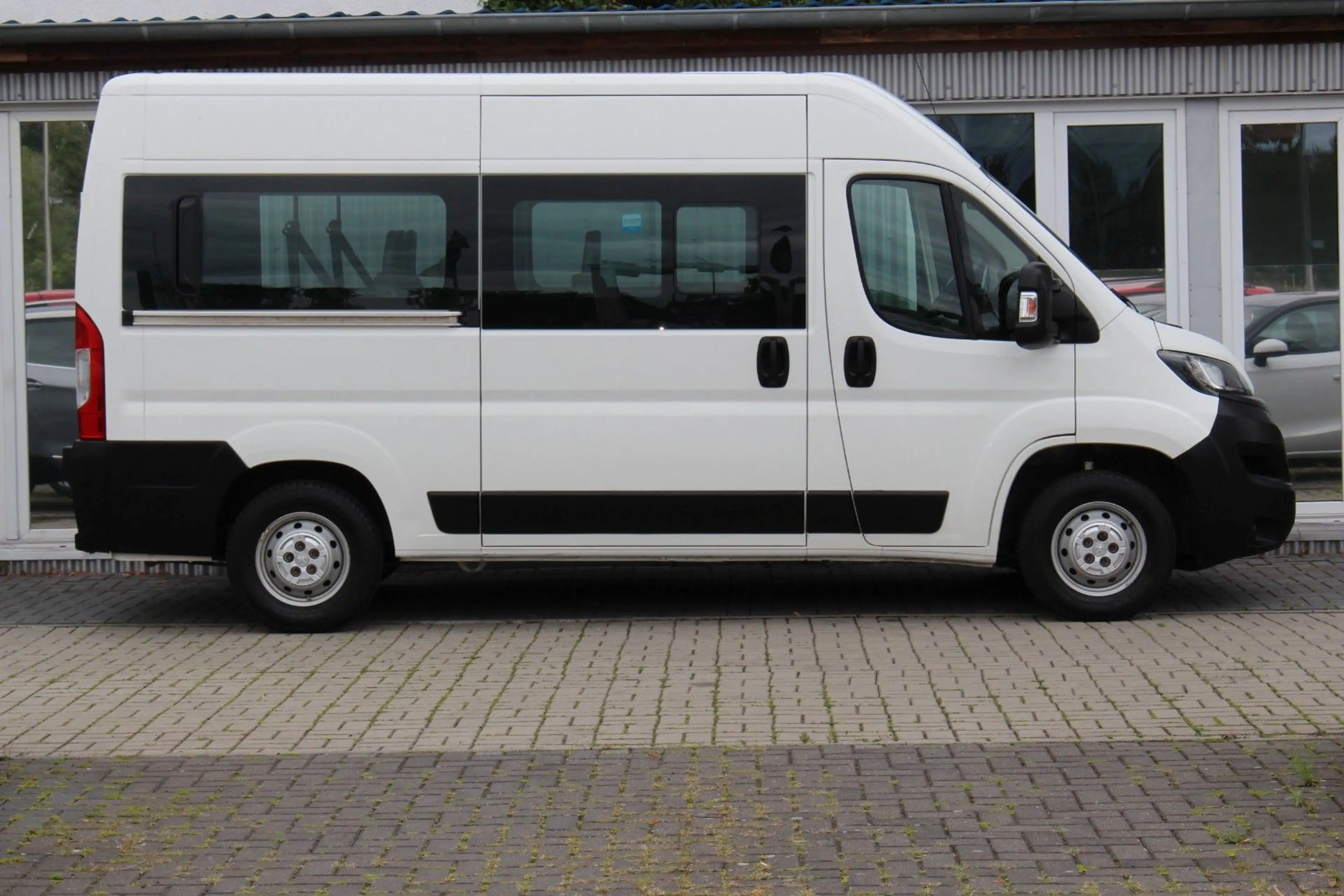 Peugeot Boxer Kombi 333 L2H2 Active Blue-HDi 140+Klimaa. — photo 5