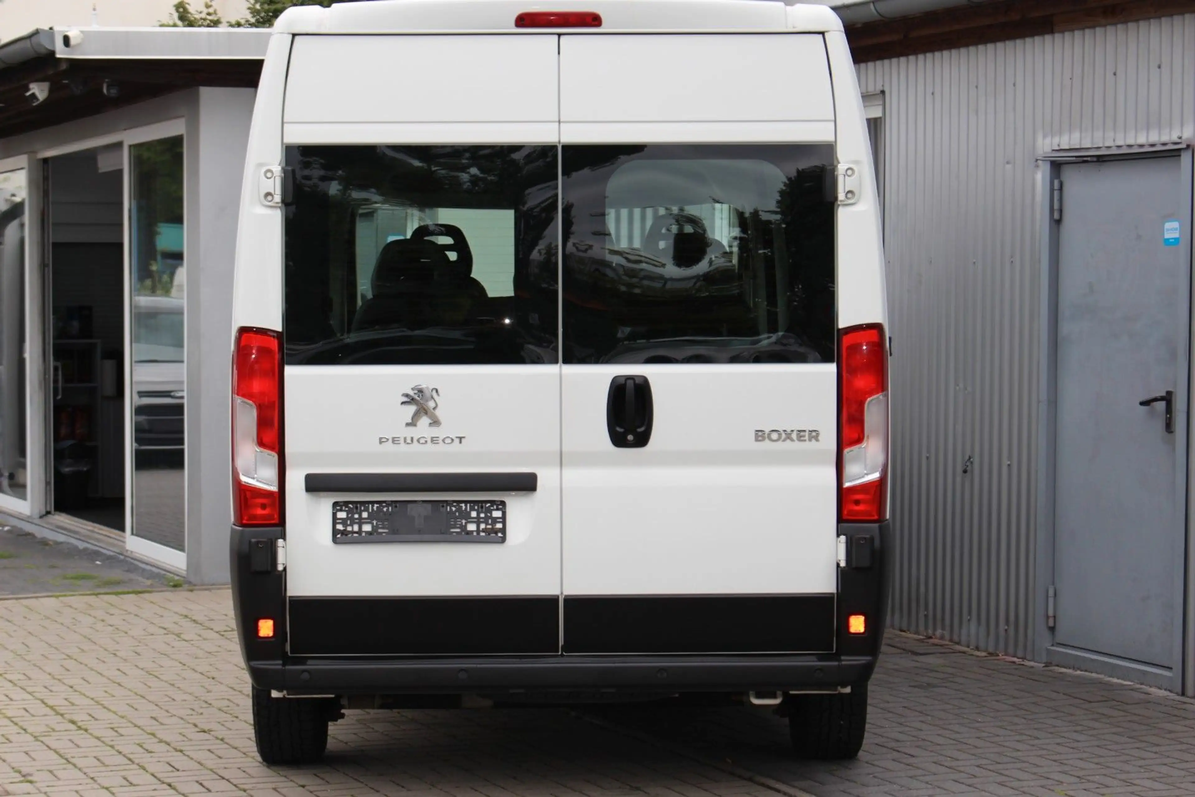 Peugeot Boxer Kombi 333 L2H2 Active Blue-HDi 140+Klimaa. — photo 8