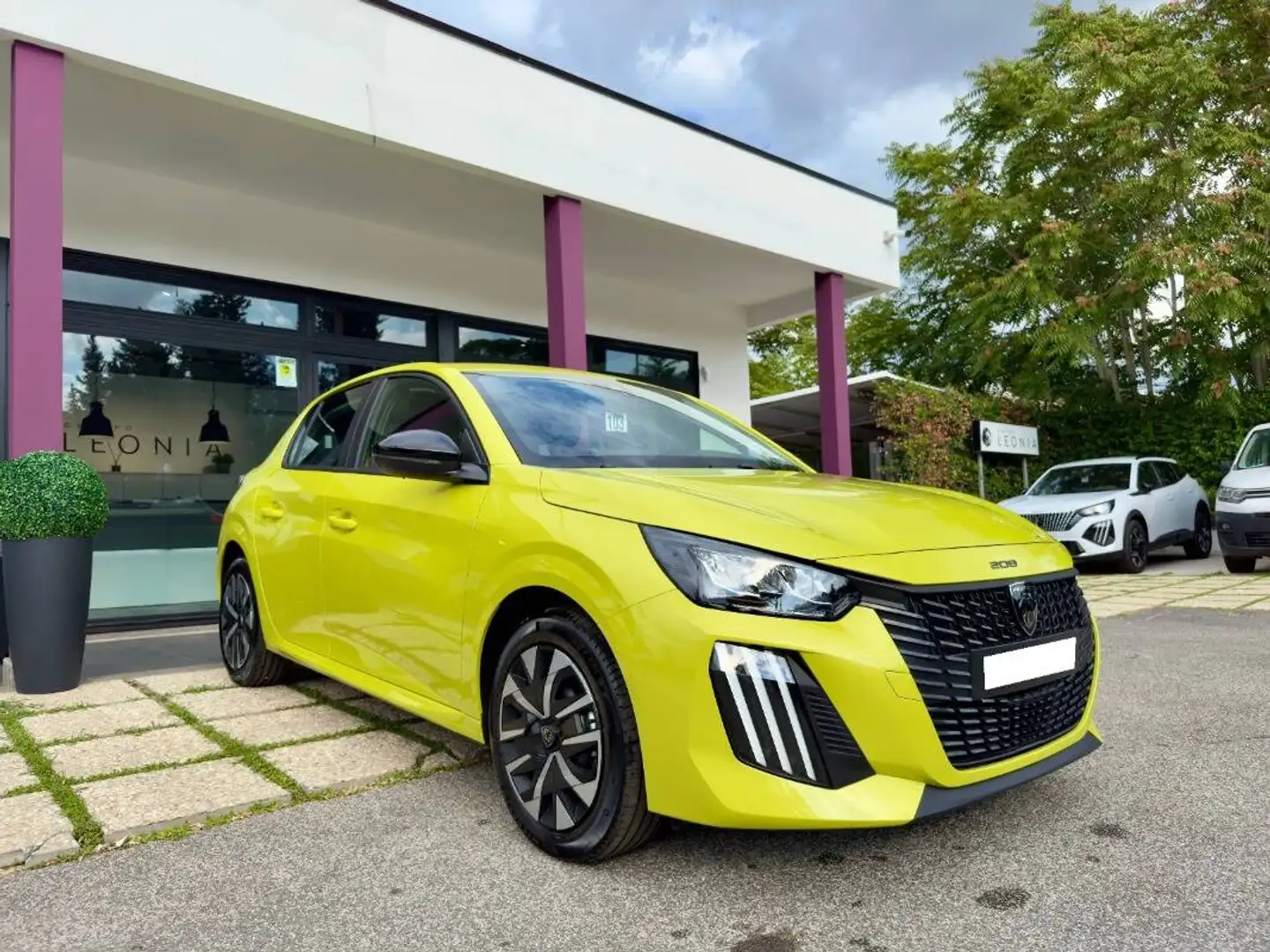 Peugeot 208 1.2 puretech Active s&s 75cv Giallo - 1