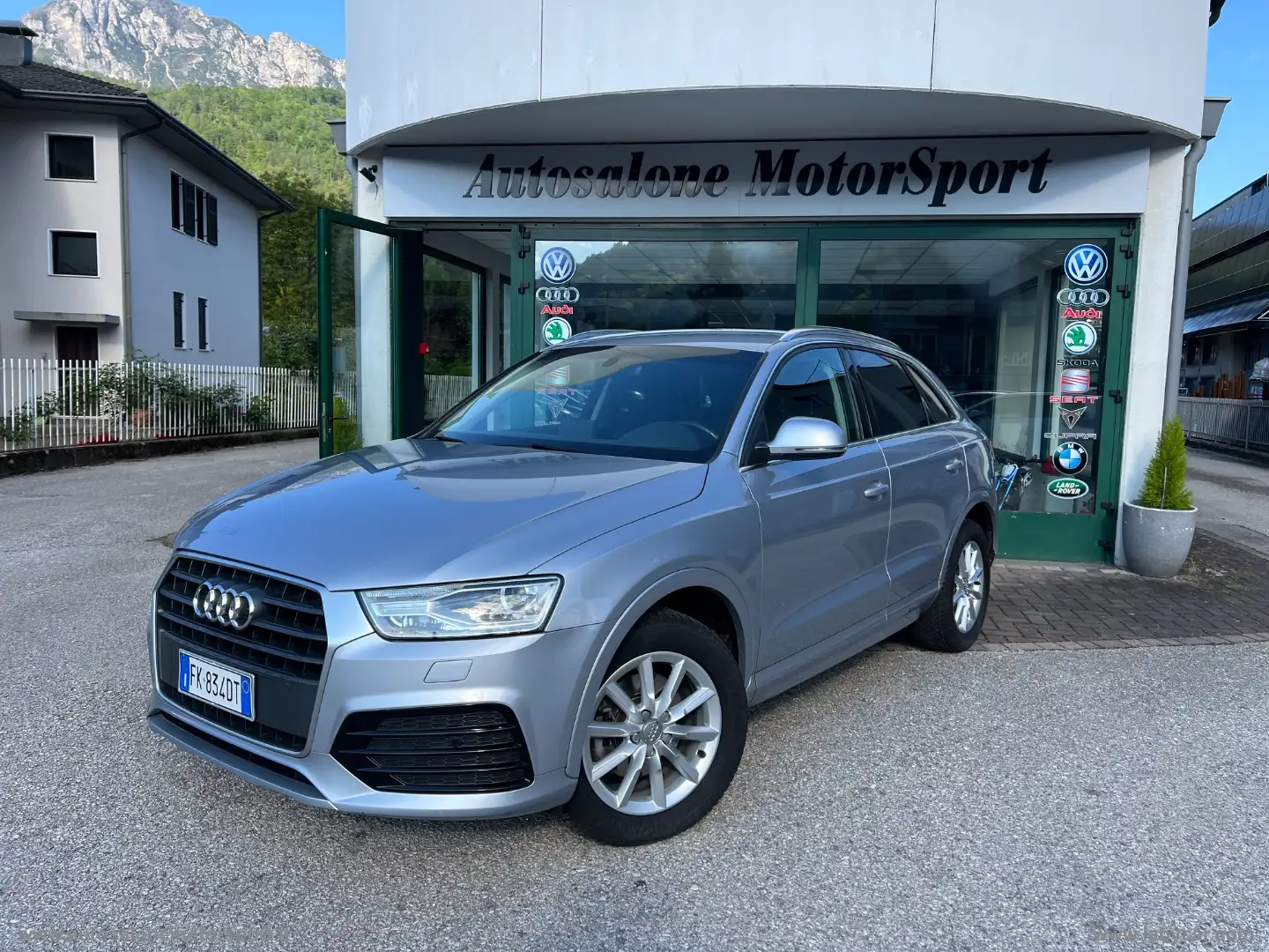 Audi Q3 2.0 TDI 120CV S tronic Sport Gris - 1