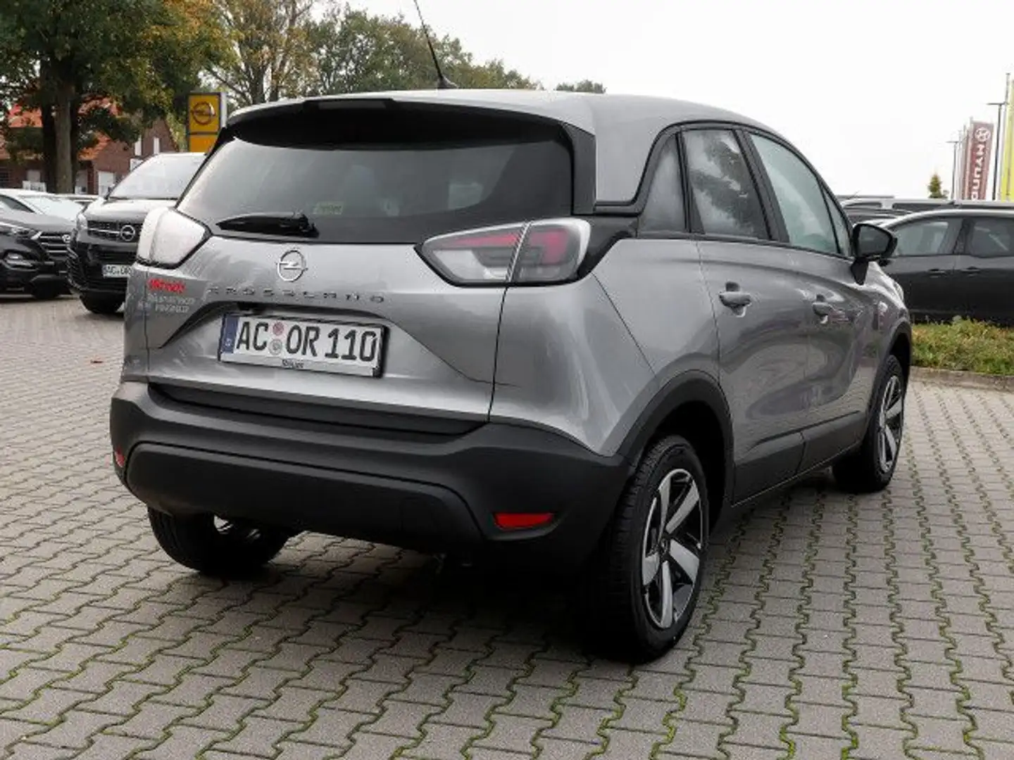 Opel Crossland Edition 1.2 81 kW Klimaautomatik PDC Kam Plateado - 2