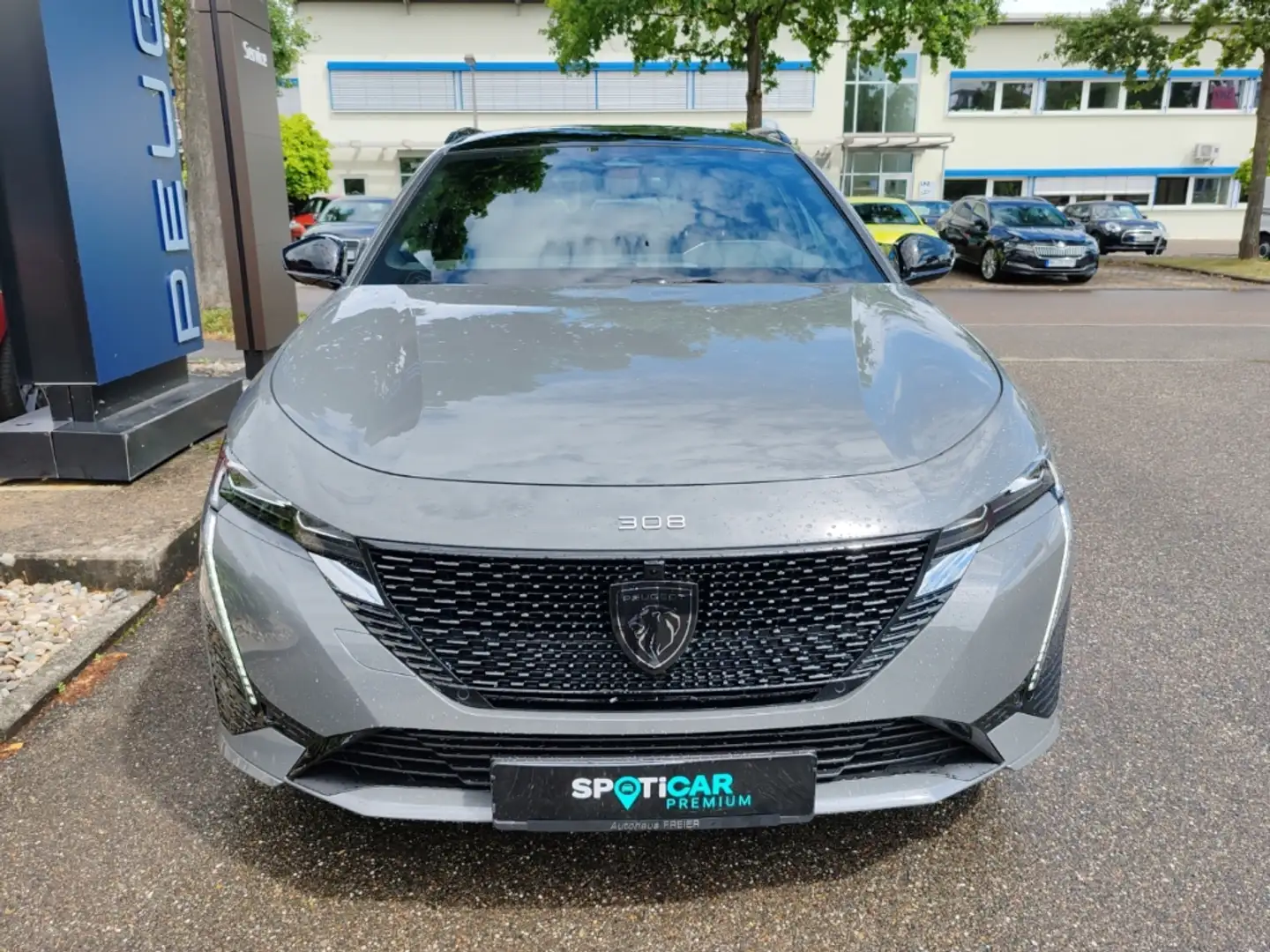 Peugeot 308 SW GT 1.2 PureTech 130 EU6e El. Panodach Navi Digi Grau - 2