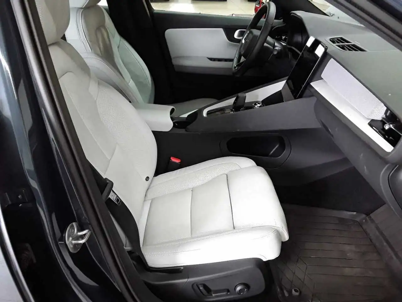 Polestar 2 Dual 78kWh Leder Plus Pilot L, миниатюра 8