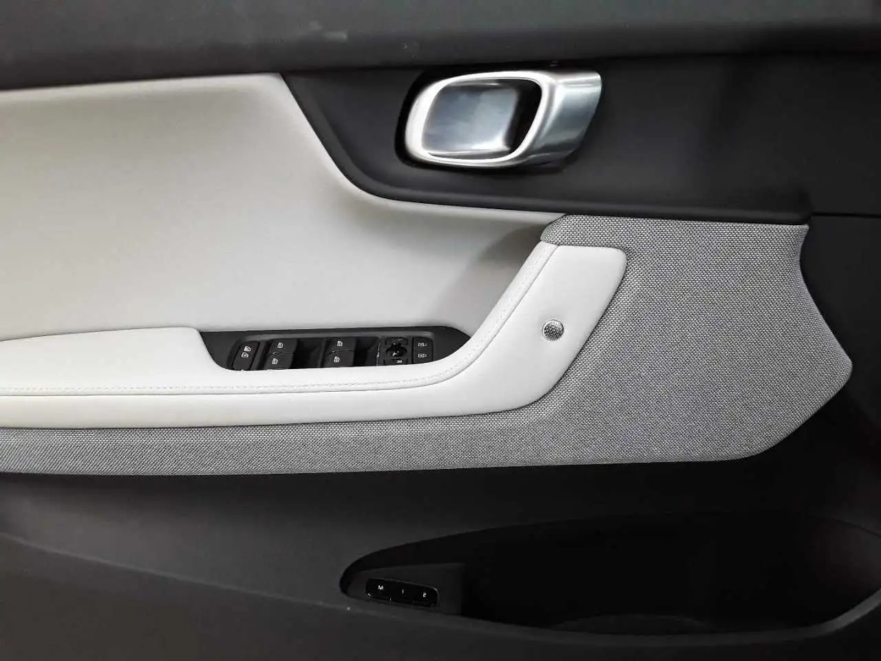 Polestar 2 Dual 78kWh Leder Plus Pilot L, миниатюра 19