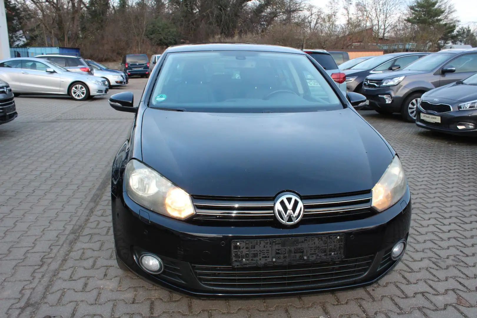Volkswagen Golf 1.4 TSI 90 kW Team Schwarz - 2