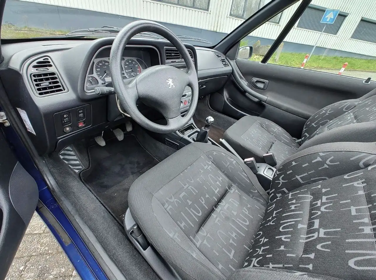 Peugeot 306 1.6 Cabrio, foto 9