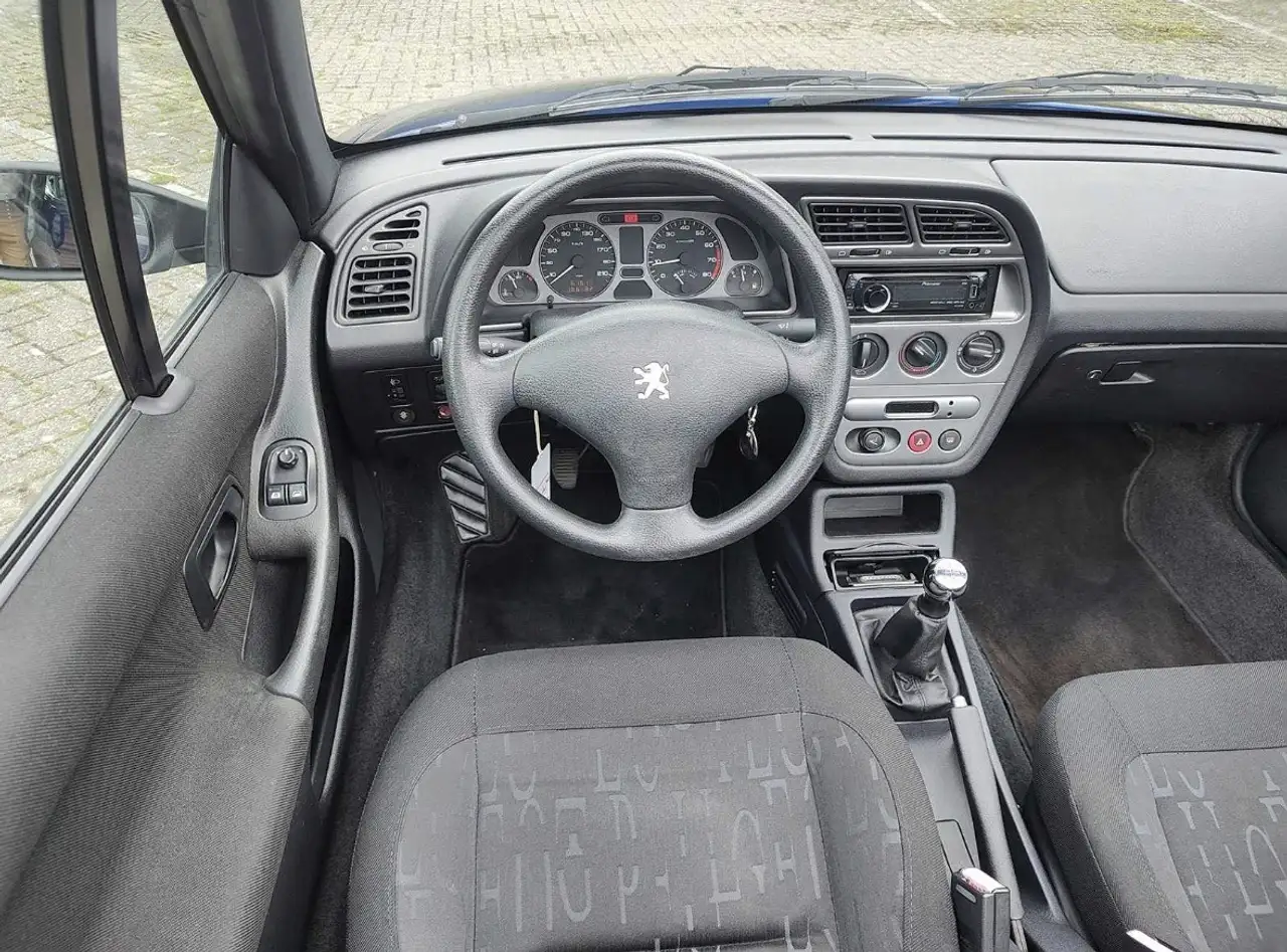 Peugeot 306 1.6 Cabrio, foto 8