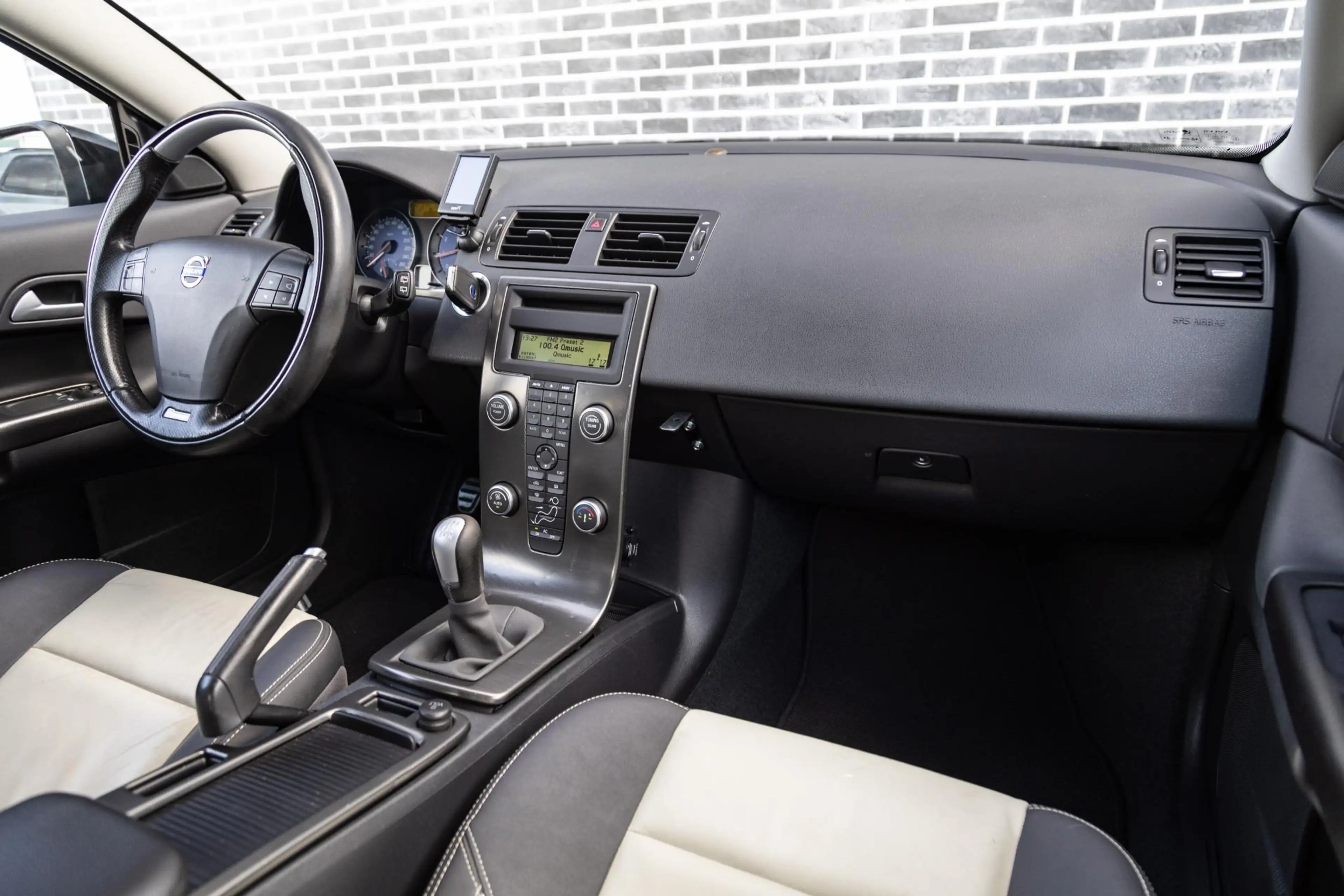 Volvo C30 2.0 R-Edition | Stoelverwarming | Trekhaak | Leder — photo 14