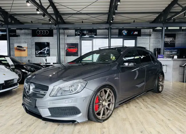 Mercedes-Benz A 45 AMG 4-Matic*PANORAMA*KAMERA*NAVI*H&R*19