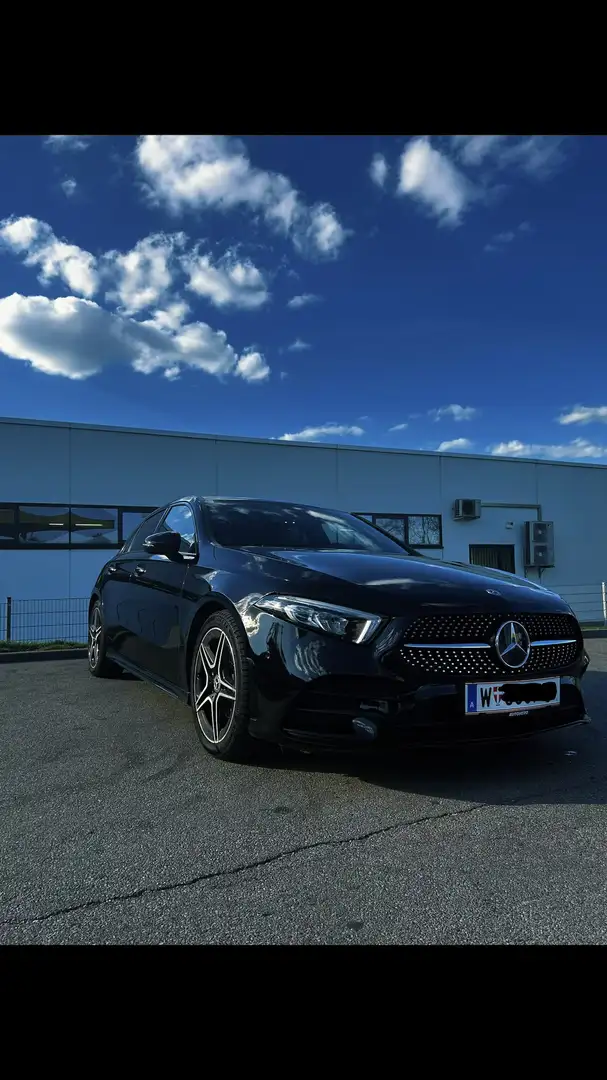Mercedes-Benz A 180 7G-DCT AMG Line - 1