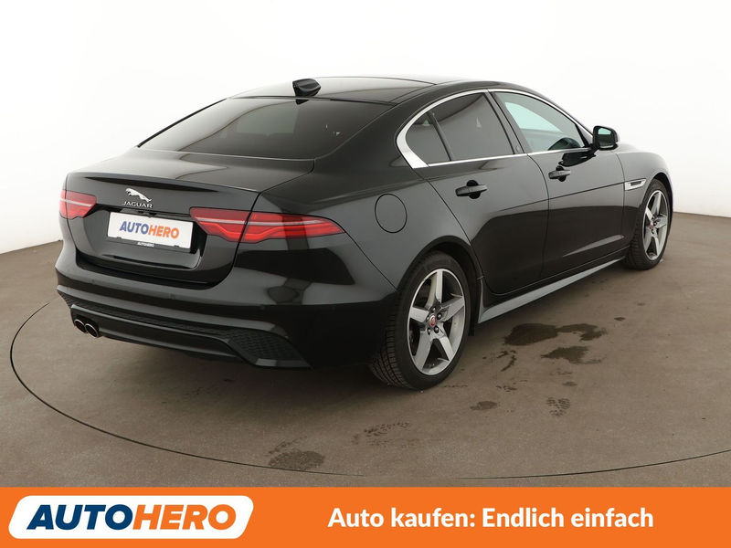 Jaguar XE 20d R-Dynamic SE Aut.*NAVI*HEAD-UP*LED*ACC*PDC* — photo 6