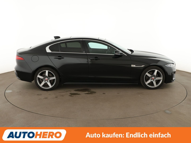 Jaguar XE 20d R-Dynamic SE Aut.*NAVI*HEAD-UP*LED*ACC*PDC* — photo 7