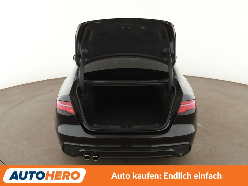 Jaguar XE 20d R-Dynamic SE Aut.*NAVI*HEAD-UP*LED*ACC*PDC* — photo 15