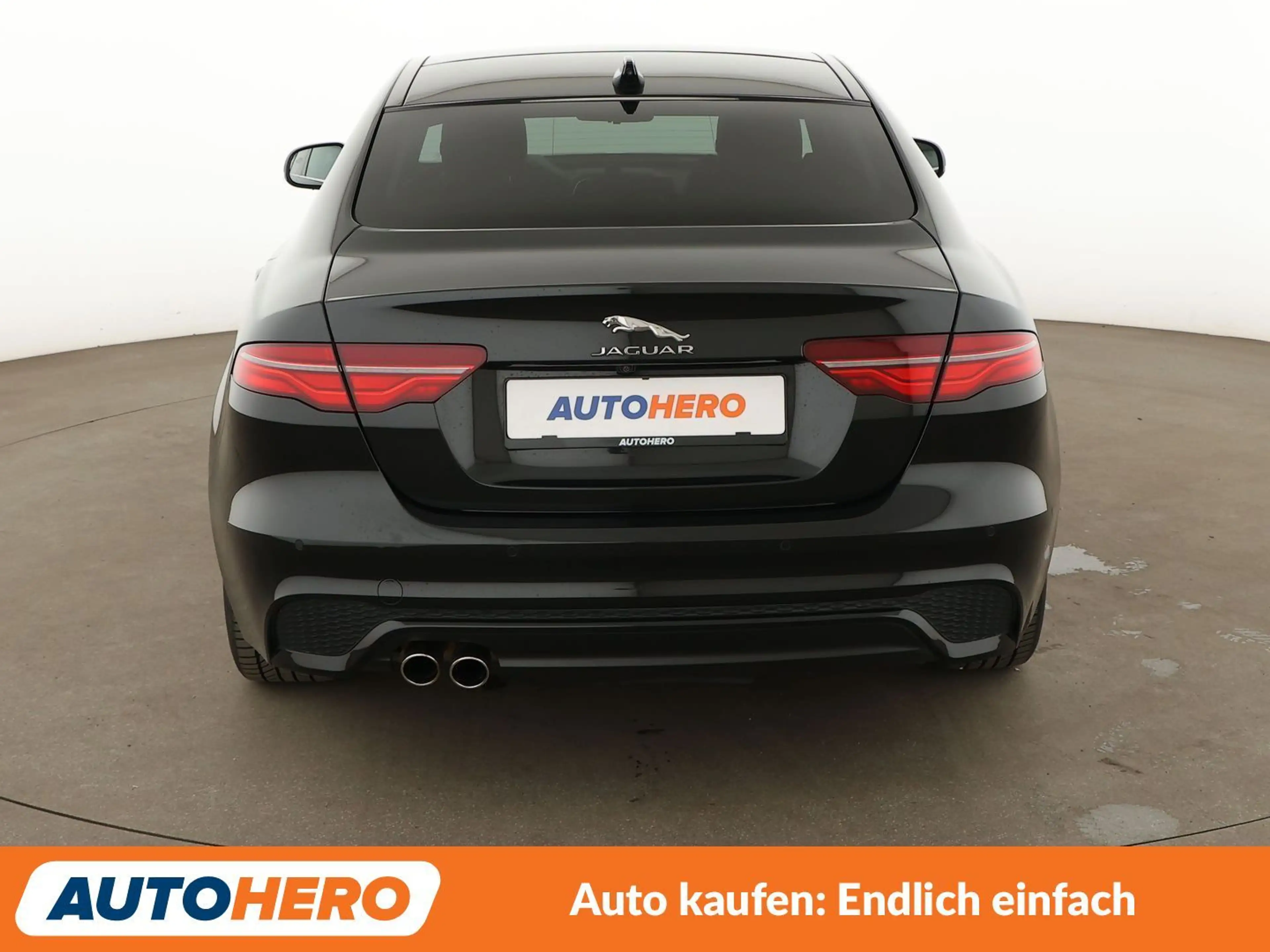 Jaguar XE 20d R-Dynamic SE Aut.*NAVI*HEAD-UP*LED*ACC*PDC* — photo 5