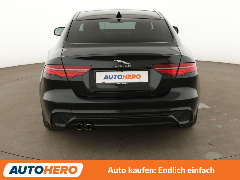 Jaguar XE 20d R-Dynamic SE Aut.*NAVI*HEAD-UP*LED*ACC*PDC* — photo 5