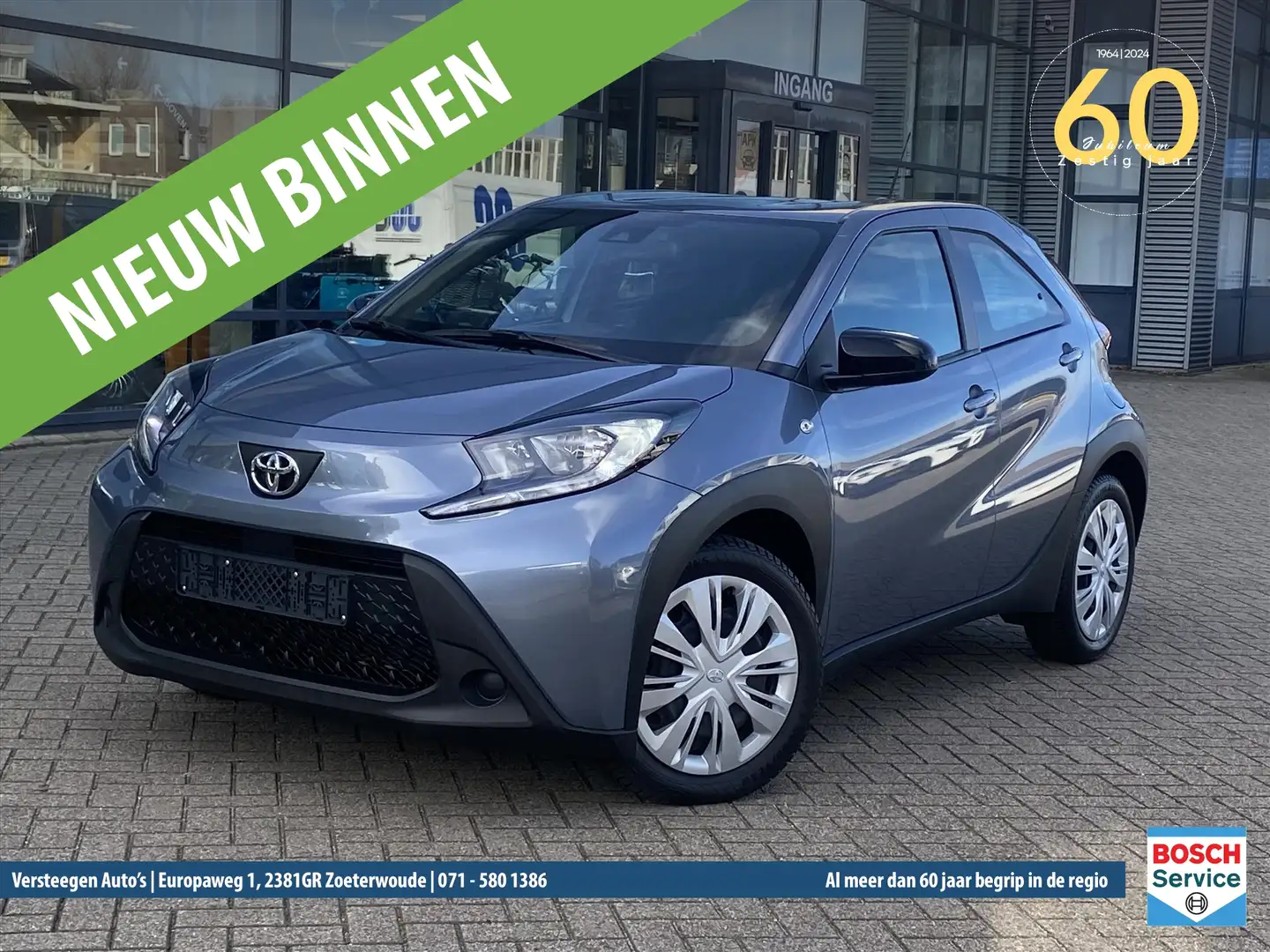 Toyota Aygo X 1.0 VVT-i MT 72pk S-CVT Grijs - 1