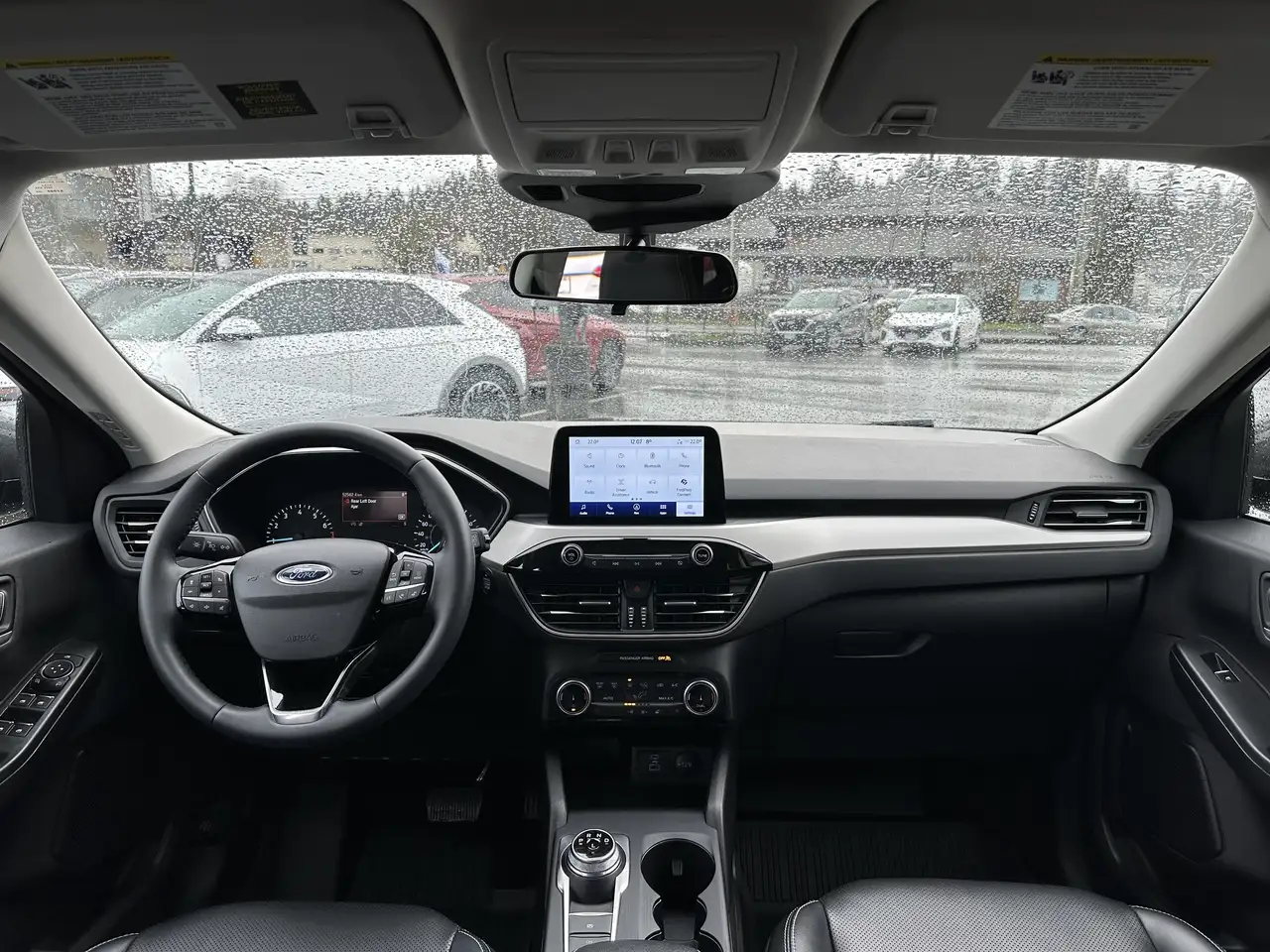 Ford Escape снимка Ford Escape