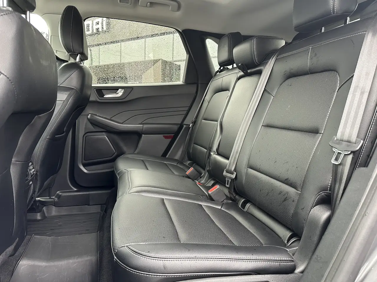 Ford Escape снимка Ford Escape