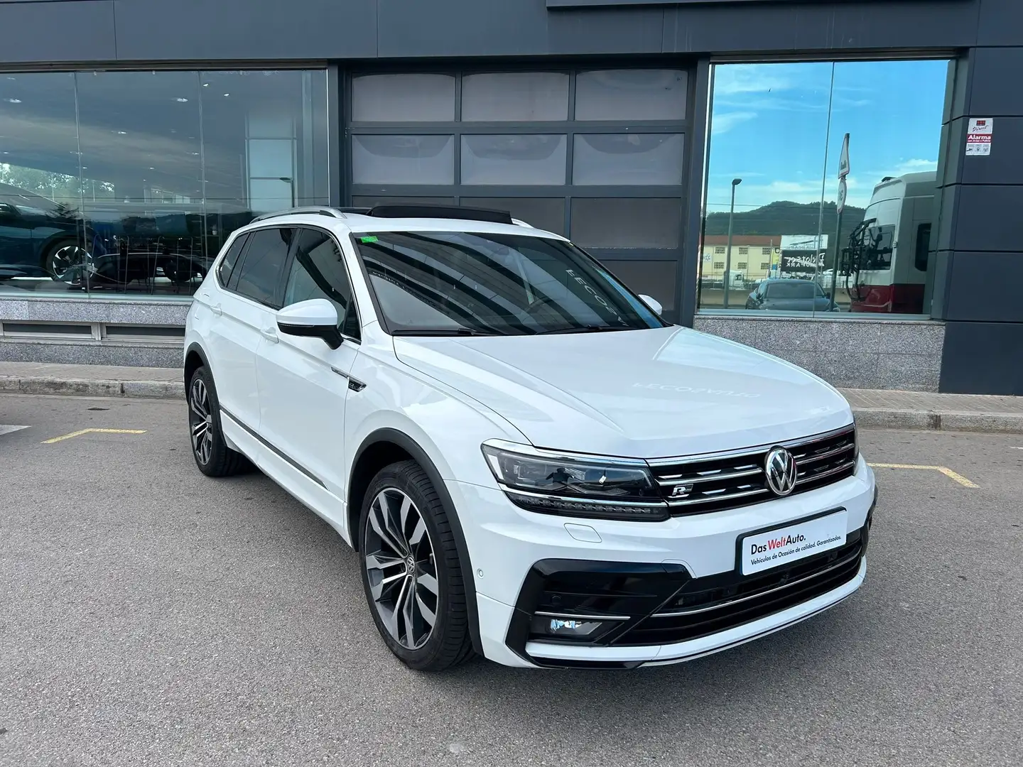 Volkswagen Tiguan Allspace 2.0TDI Sport 4M DSG 147kW Blanco - 2