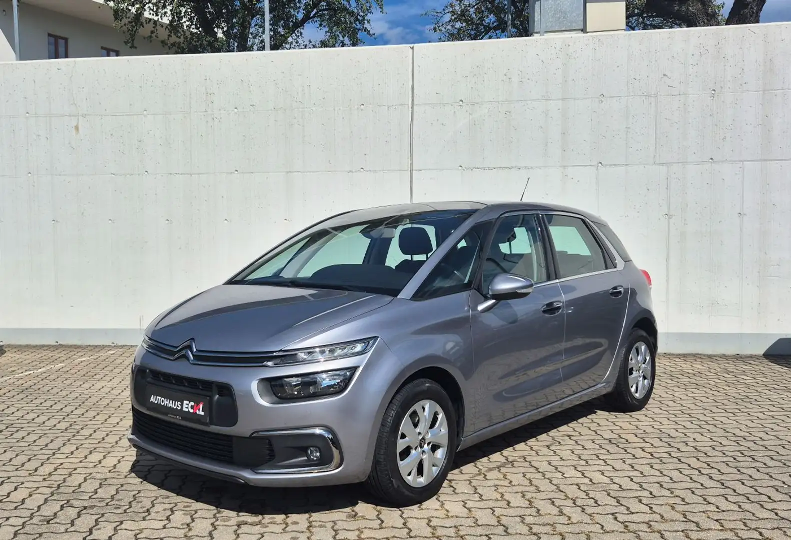 Citroen C4 Picasso BlueHDi 120 Grau - 2