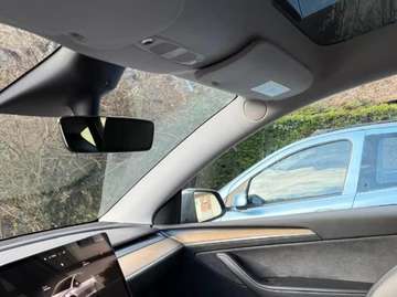 Model Y 52 kWh Standard Range RWD