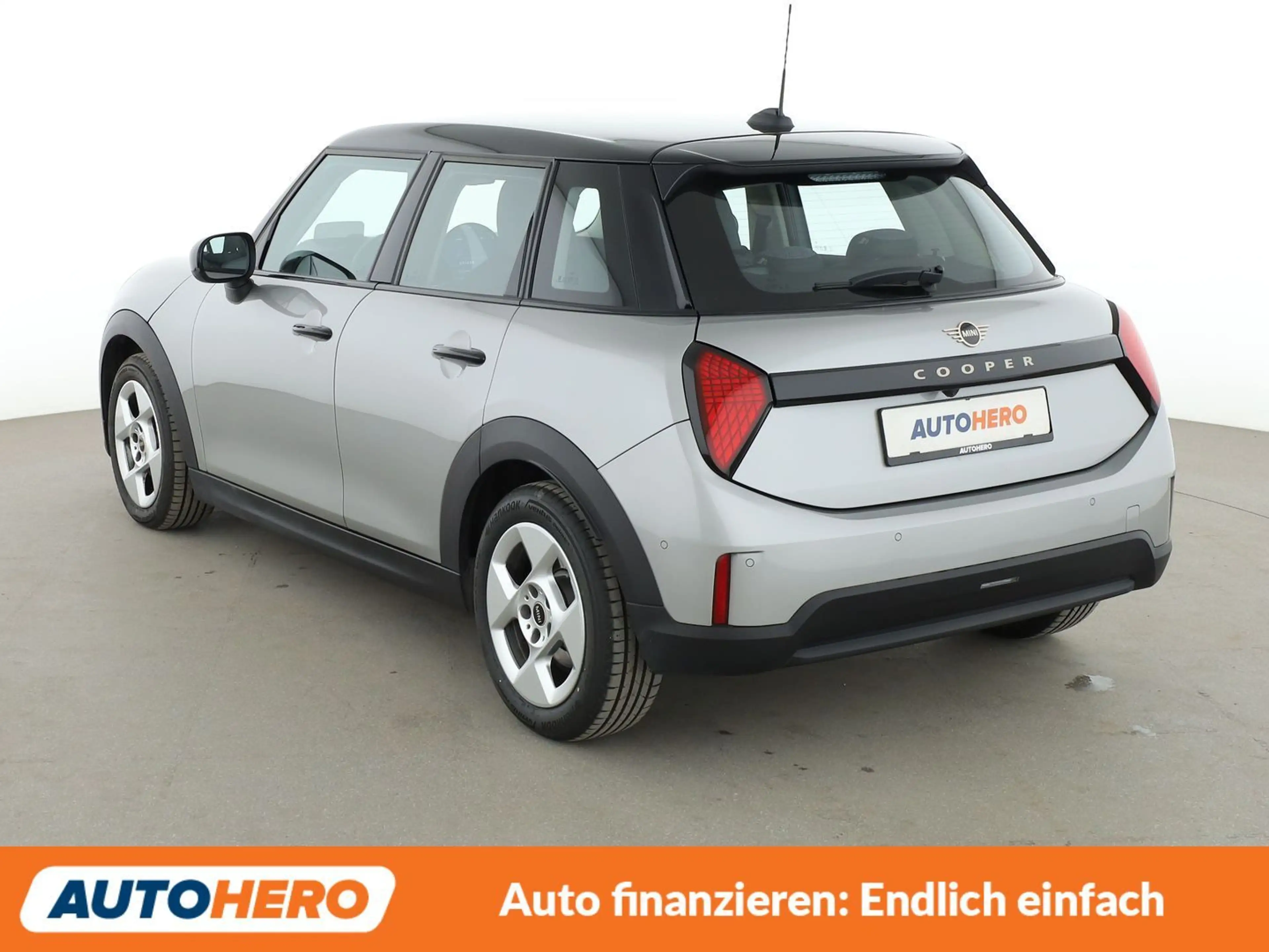 MINI Cooper Coupe Cooper C Classic Trim Aut.*LED*NAVI*TEMPO*CAM*PDC* — photo 4