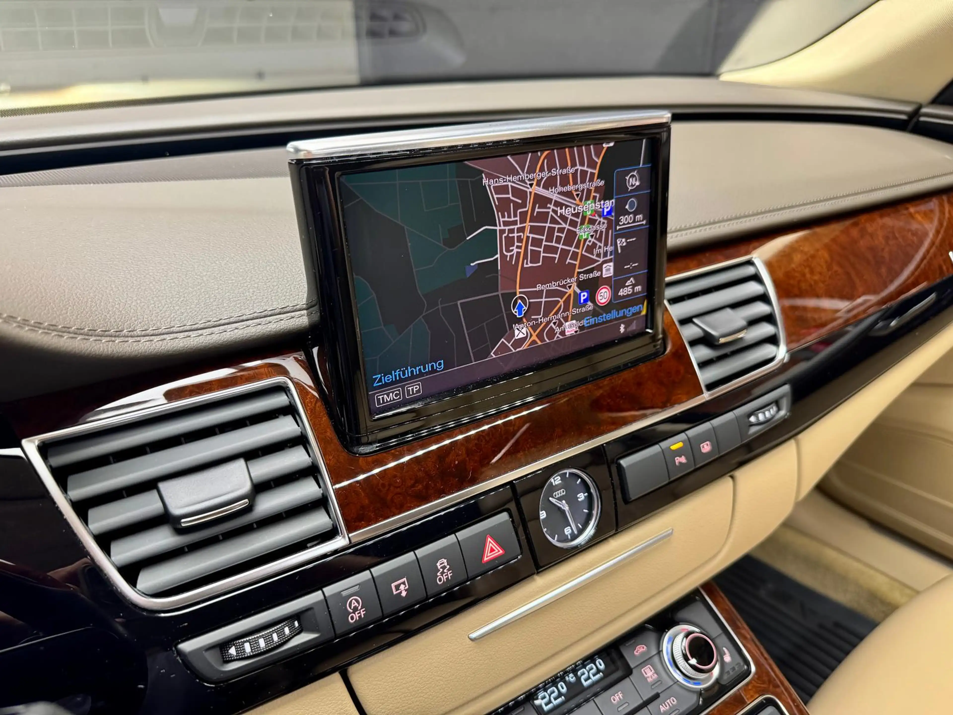 Audi A8 3.0 TDI quattro 3.0 V6 TDI Metallic+2.HAND+ — photo 6