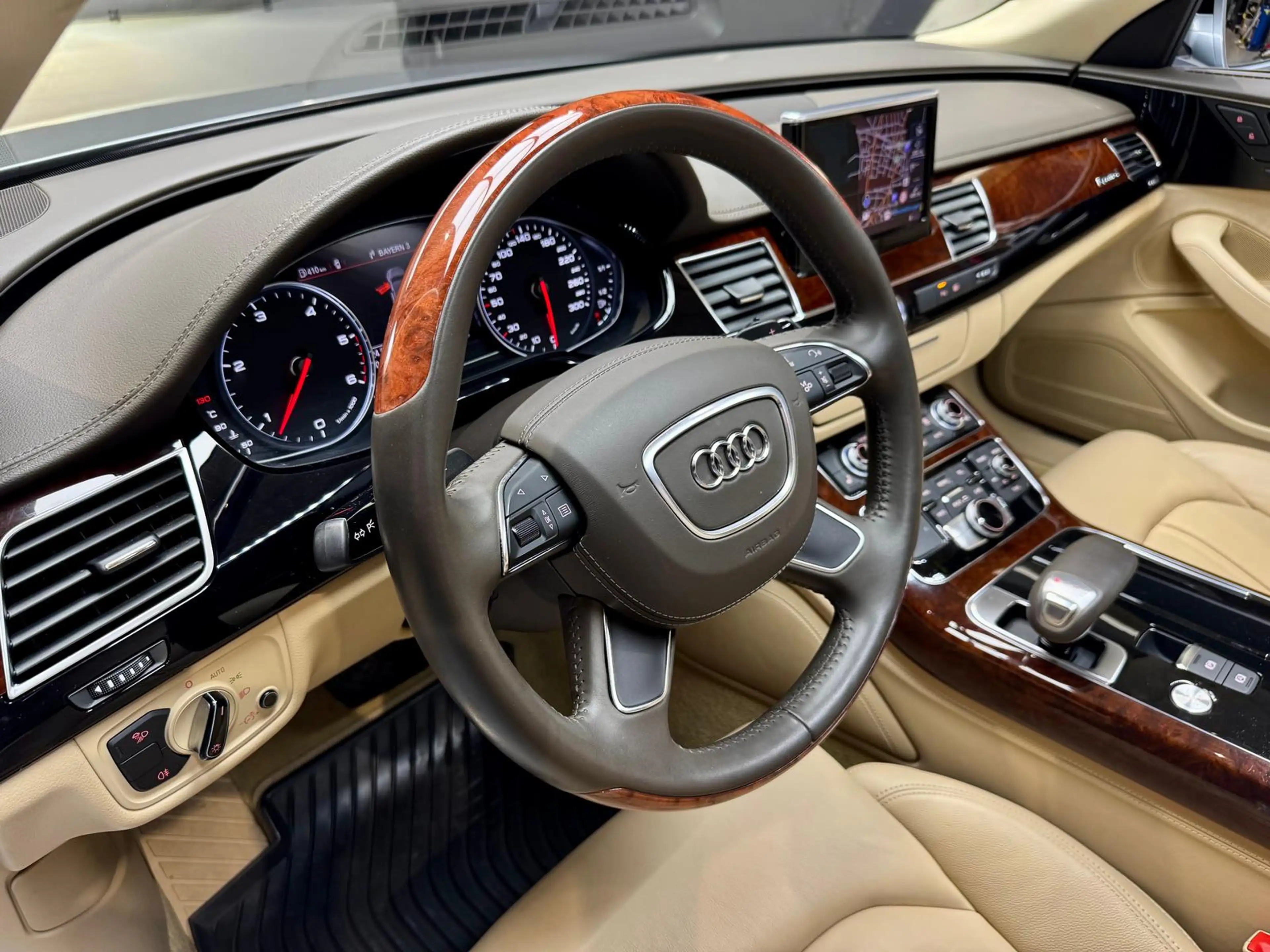 Audi A8 3.0 TDI quattro 3.0 V6 TDI Metallic+2.HAND+ — photo 26